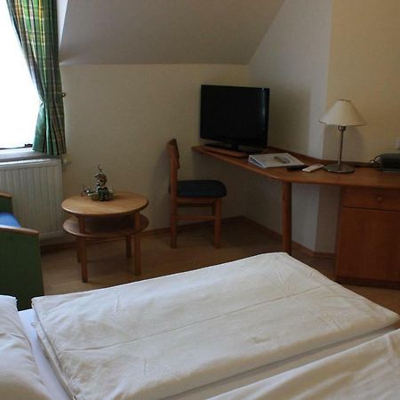 Gasthof Weinzettl Hotel Mosonbánfalva Kültér fotó