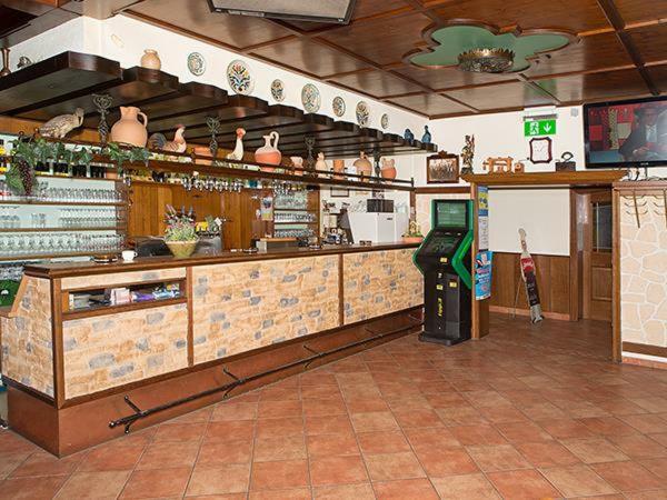Gasthof Weinzettl Hotel Mosonbánfalva Kültér fotó